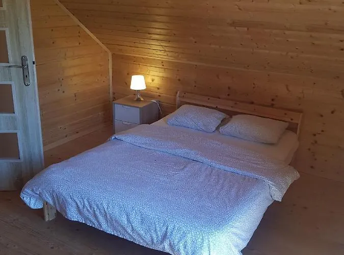 Dom wakacyjny Pod Lasem *